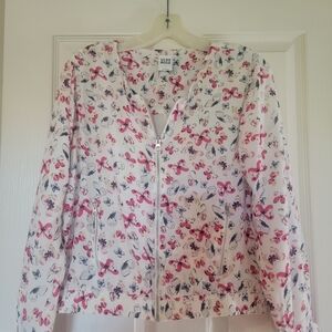 Vero Moda 100% Viscose Butterfly Jacket Size Large